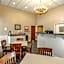 Econo Lodge Inn & Suites Radford-Blacksburg Area