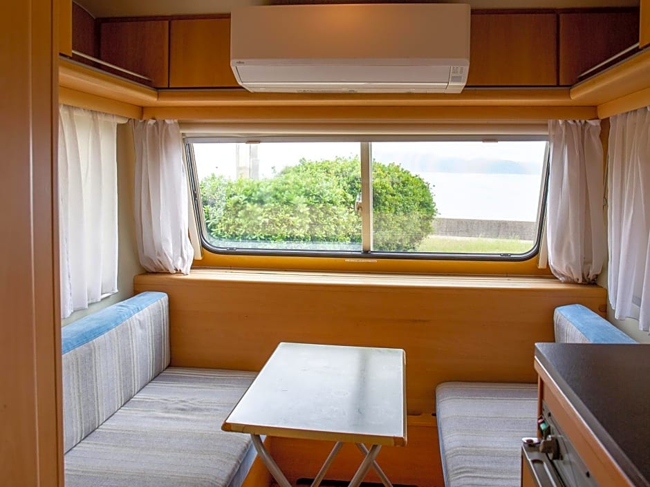直島町ふるさと海の家 つつじ荘 -SeaSide Park Stay Tsutsujiso-