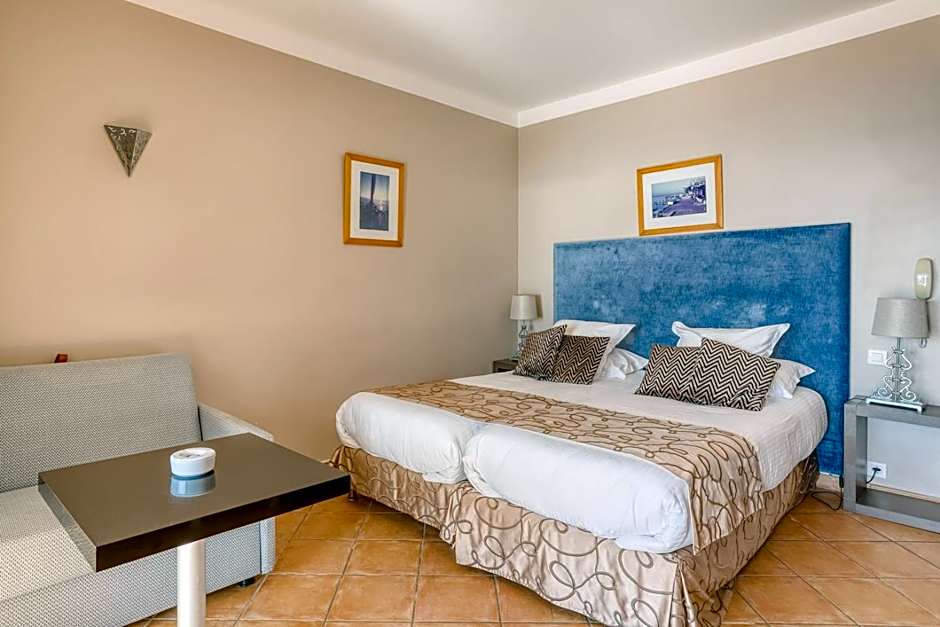 Roc Hotel - Hôtel 4 étoiles les pieds dans l'eau