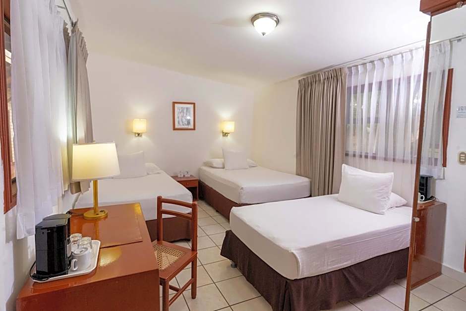 Best Western Las Mercedes Airport