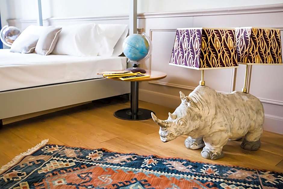 Soprarno Suites