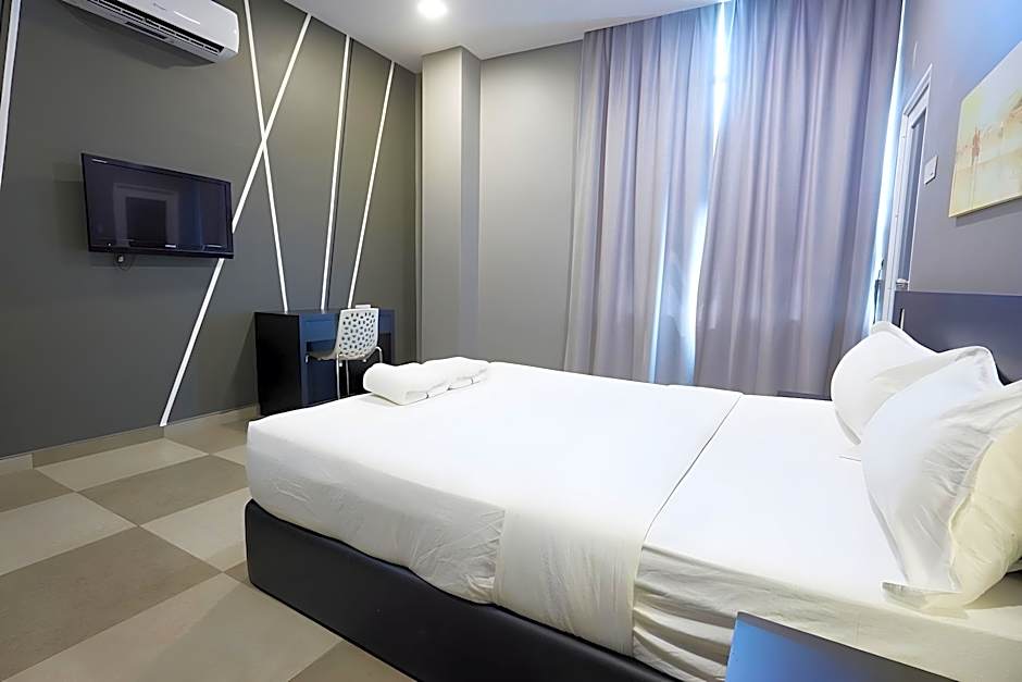Elite Hotel Muar