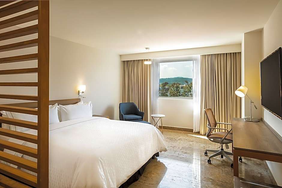 Fiesta Inn Guadalajara Periferico Poniente