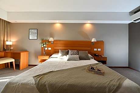 Howard Johnson Resort & Convention Center San Francisco