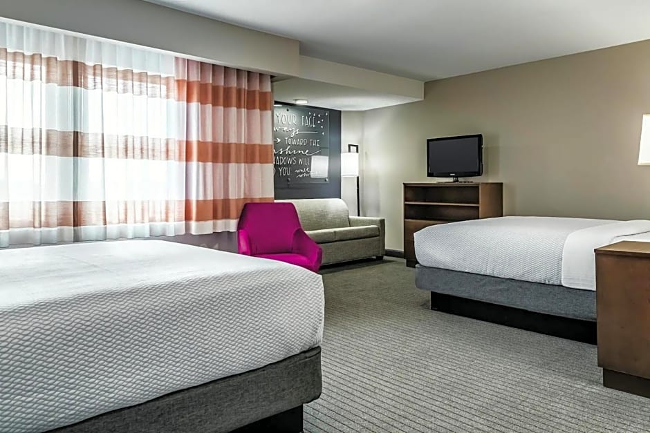 La Quinta Inn & Suites by Wyndham Seattle-Federal Way