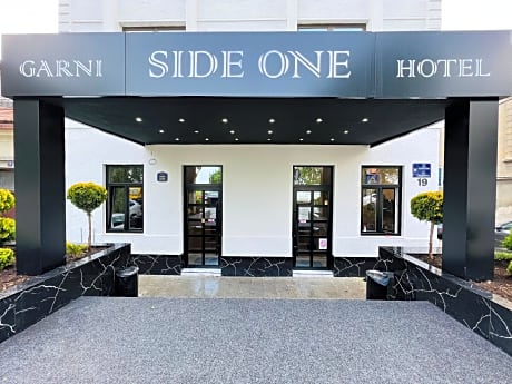 Side One Design Hotel
