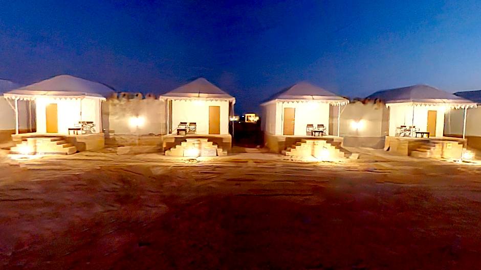 Seven Palms Luxury Camp