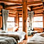 Hakuba Pension & Log Hotel Meteor