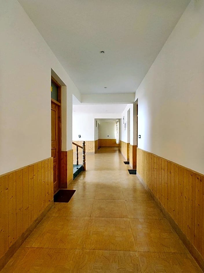 Glacier View Guest House