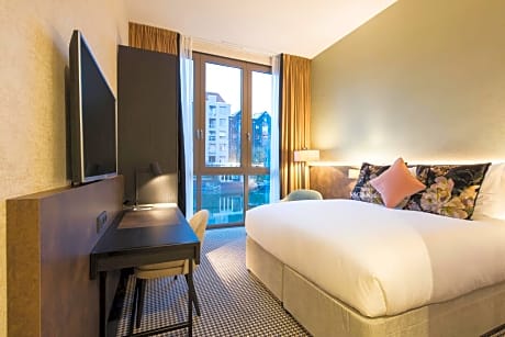 Double Room with Canal View - Disability Access