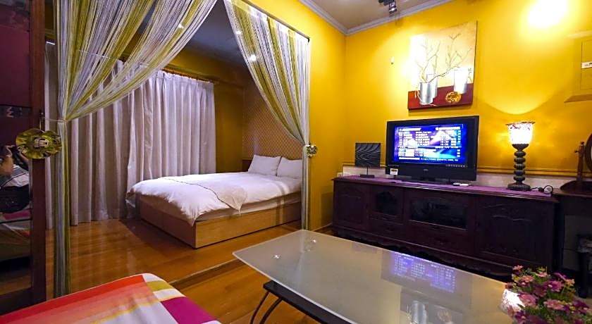 Each Family Service Apartment