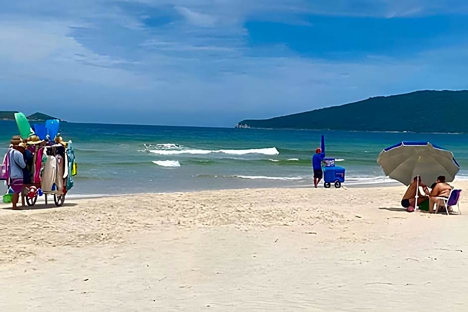 Férias na praia c/ piscina e espaço de lazer