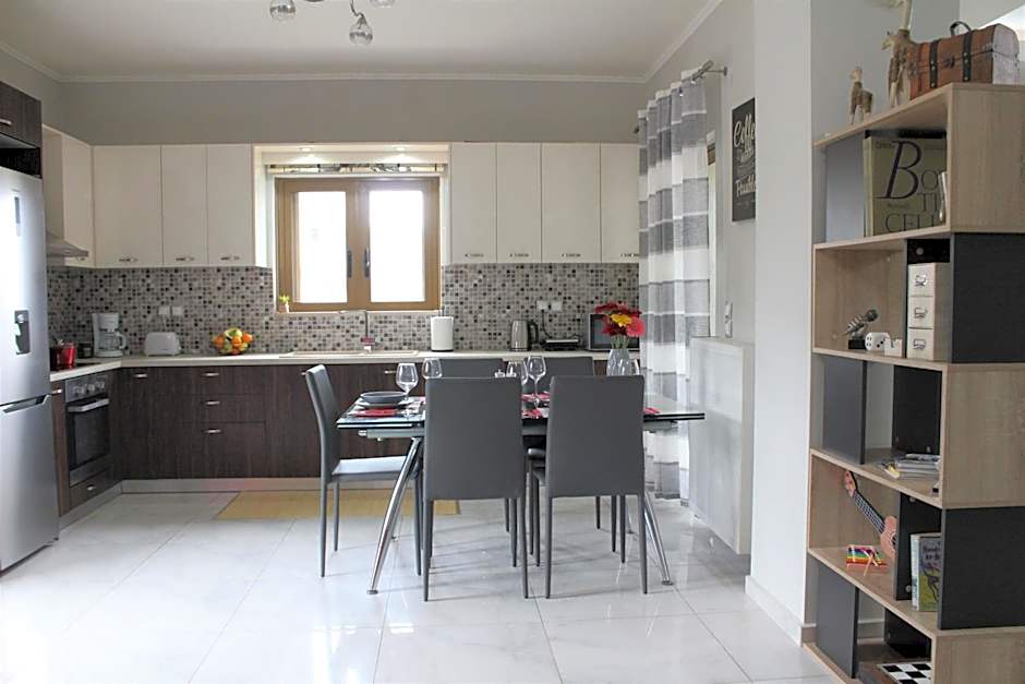 Kallia's Modern Apartment