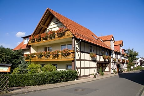 Brauner Hirsch