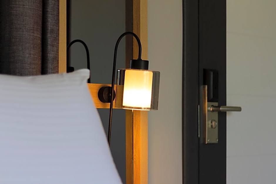 L'opera Deluxe Hotel