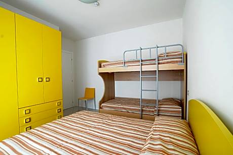 Superior One-Bedroom Apartment