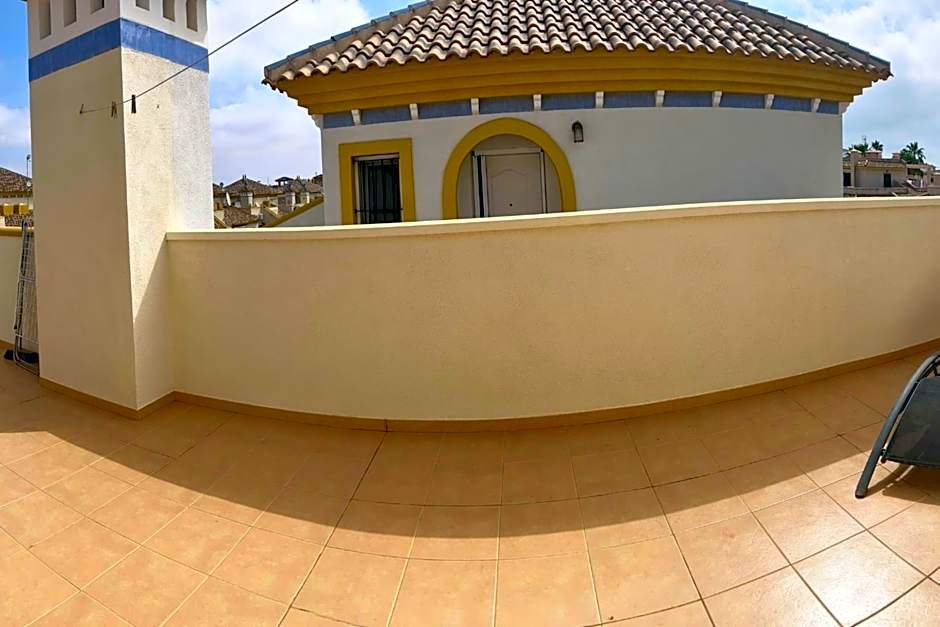 Semi-detached duplex house with swimming pool