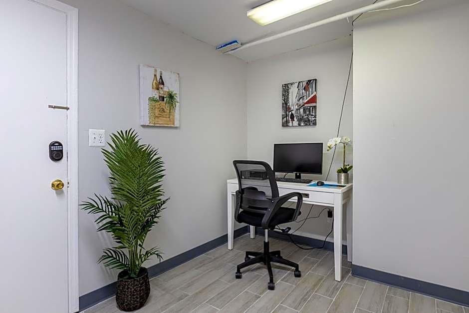 Motel 6 - Altamonte Springs, FL