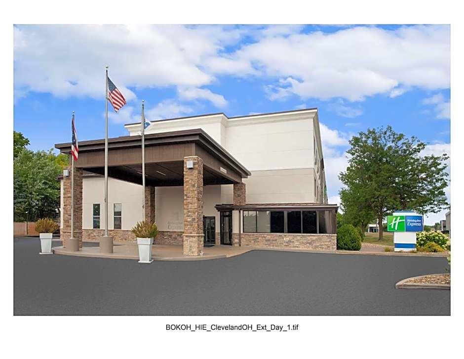 Holiday Inn Express Brookpark-Cleveland Airport Hotel By IHG