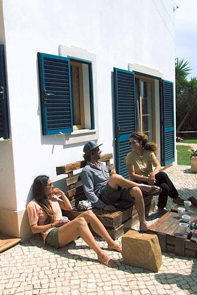 Aldeia Caiçara Surf House