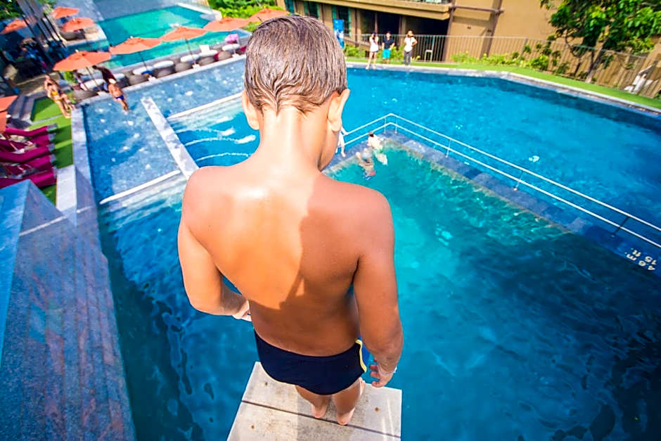 Sunsuri Phuket Hotel
