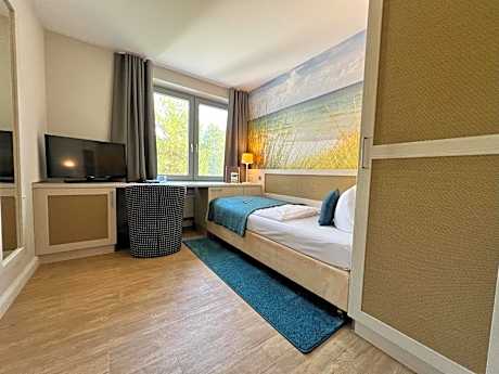 Single Room with Bathroom