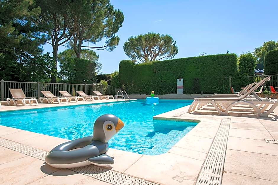 ibis Avignon Sud