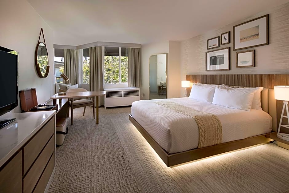 The Belamar Hotel Manhattan Beach, Tapestry Collection by Hilton
