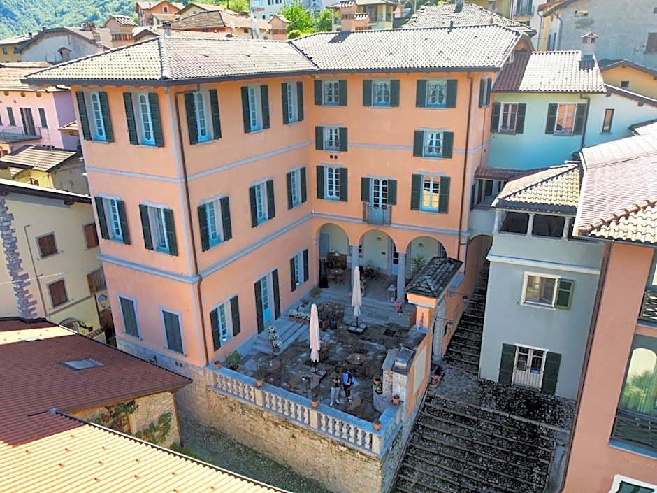 Palazzo Del Vicerè