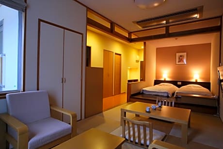 Superior Twin Room with Tatami Area and Private Open-Air Bath