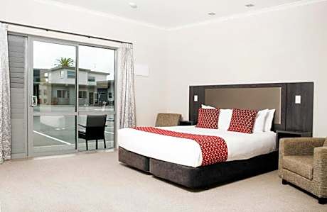 Executive Studio with Spa Bath