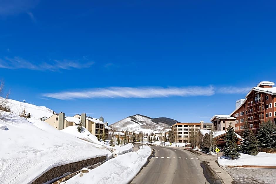 Elevation Hotel & Spa