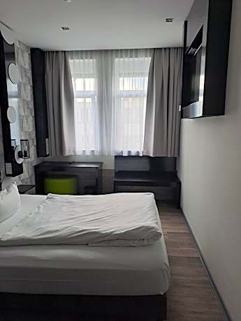 French Cozy Room