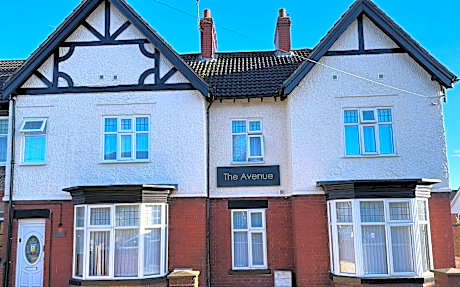 Double Room - Shared Bathroom, No Cleaning Service