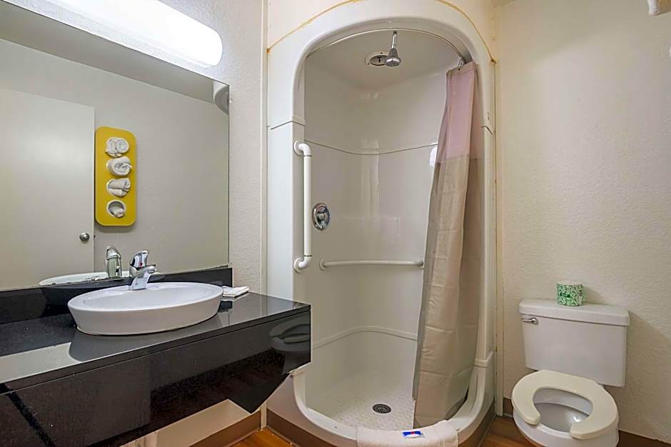 Motel 6-Bessemer, AL - Birmingham