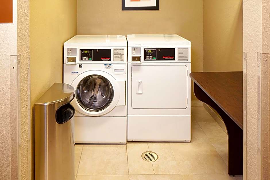 Microtel Inn & Suites by Wyndham St Clairsville/Wheeling