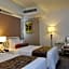 Metropole Hotel