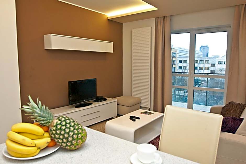 Platinum Towers Country 2 Country