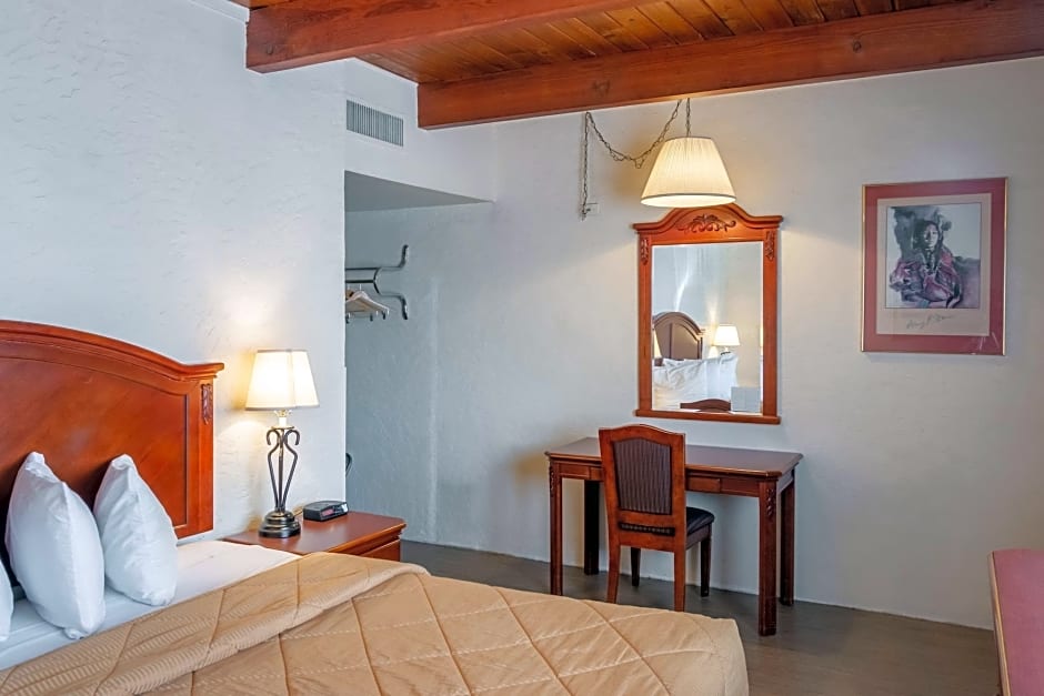 Rodeway Inn