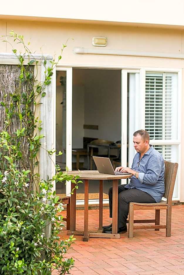 Ocean Beach Motor Lodge