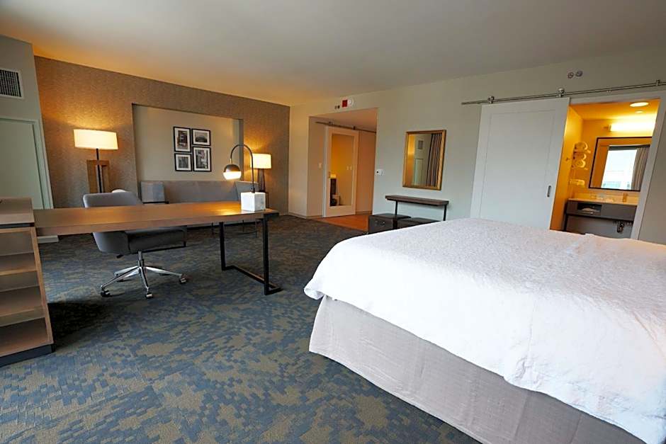 Hampton Inn by Hilton Chicago West Loop Fulton Market Area