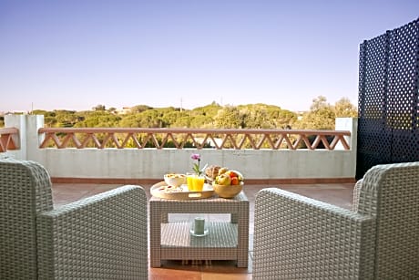 One Bedroom Apartment with Balcony