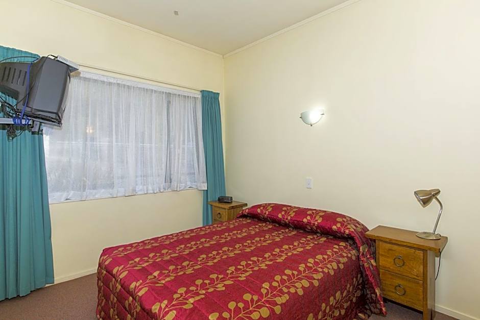 Asure Fernhill Motor Lodge