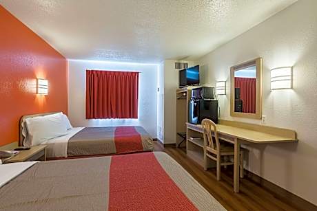 2 Queen Beds | Suite, Non-Smoking, Hot Tub