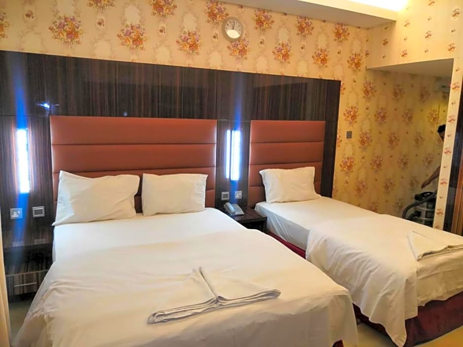 BURJ NAHAR HOTEL L.L.C