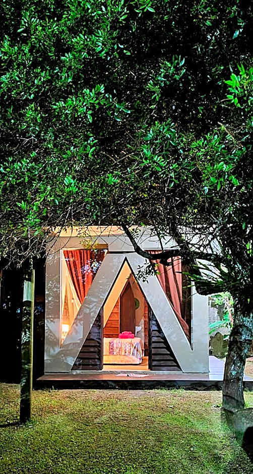 Pousada Areias do Embaú