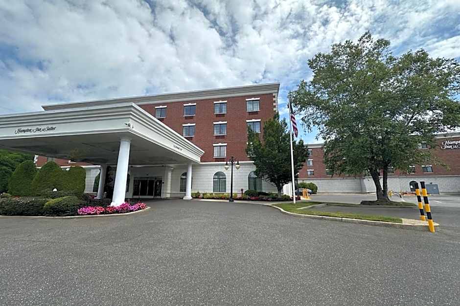 Hampton Inn By Hilton & Suites Rockville Centre, NY