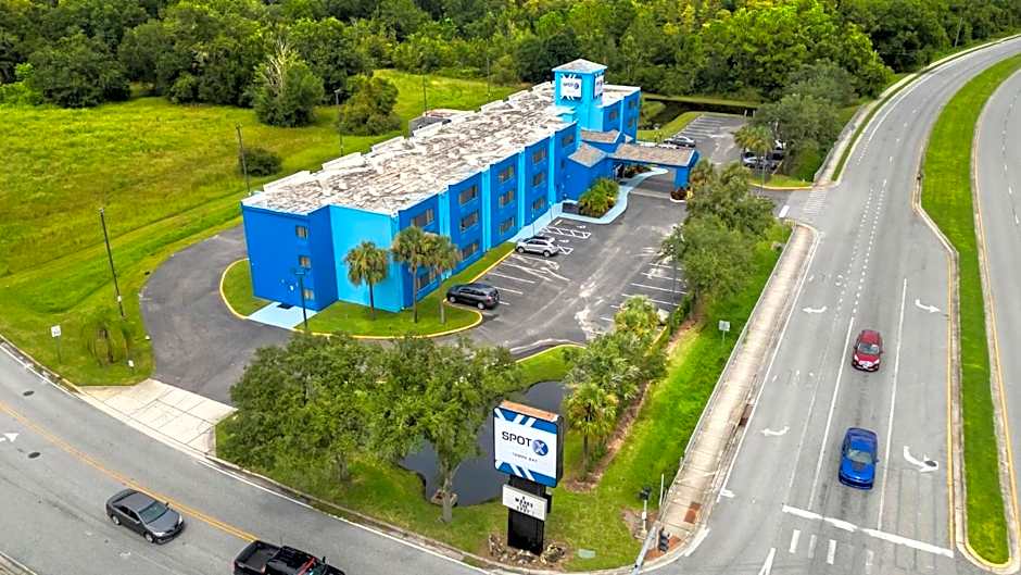 SPOT X Hotel Tampa - Wesley Chapel by The Red Collection