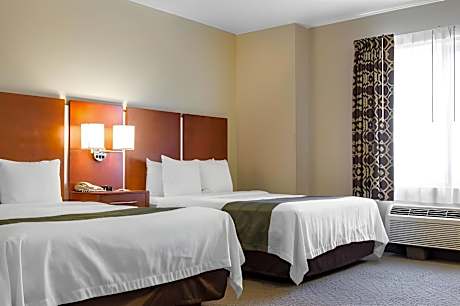 Queen Room with Two Queen Beds - Non-Smoking