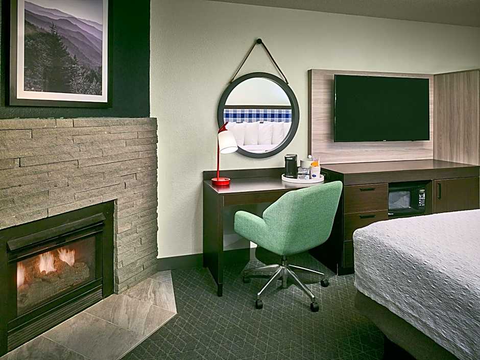 Hampton Inn By Hilton Gatlinburg